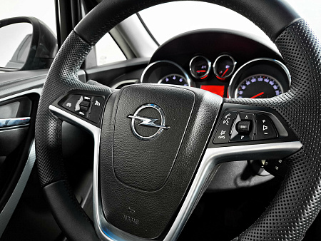 Opel Astra 1.6 MT (115 л.с.), 2012 — купить в Нижнем Новгороде