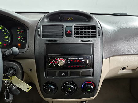 Kia Cerato 1.6 MT (105 л.с.), 2006 Kia Cerato 1.6 MT (105 л.с.), 2006 — купить в Нижнем Новгороде