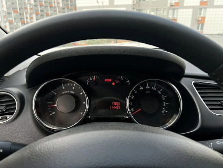 Peugeot 3008 1.6 MT (120 л.с.), 2014 — купить в Нижнем Новгороде
