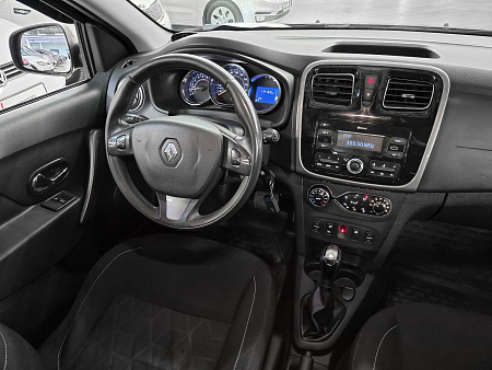 Renault Sandero Stepway 1.6 AT (102 л.с.), 2017 Renault Sandero Stepway 1.6 AT (102 л.с.), 2017 — купить в Нижнем Новгороде