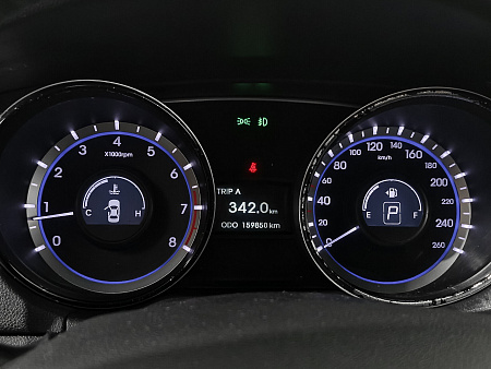 Hyundai Sonata 2.0 AT (150 л.с.), 2011 — купить в Нижнем Новгороде