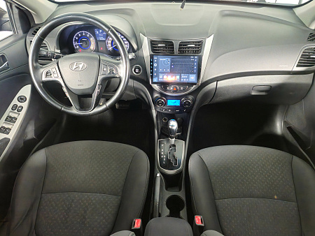 Hyundai Solaris 1.6 AT (123 л.с.), 2011 — купить в Нижнем Новгороде