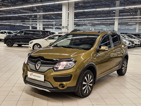 Renault Sandero Stepway 1.6 MT (113 л.с.), 2017 Renault Sandero Stepway 1.6 MT (113 л.с.), 2017 — купить в Нижнем Новгороде