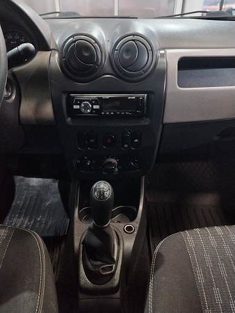Renault Logan 1.4 MT (75 л.с.), 2011 — купить в Нижнем Новгороде