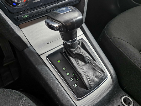 Skoda Octavia 1.6 AT (102 л.с.), 2010 — купить в Нижнем Новгороде