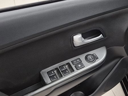 Kia Rio 6-speed 1.6 MT (123 л.с.), 2015 — купить в Нижнем Новгороде