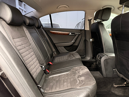 Volkswagen Passat 1.8 AMT (152 л.с.), 2012 — купить в Нижнем Новгороде
