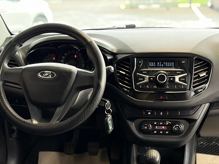 Lada (Ваз) Vesta 1.6 MT (106 л.с.), 2016 — купить в Нижнем Новгороде