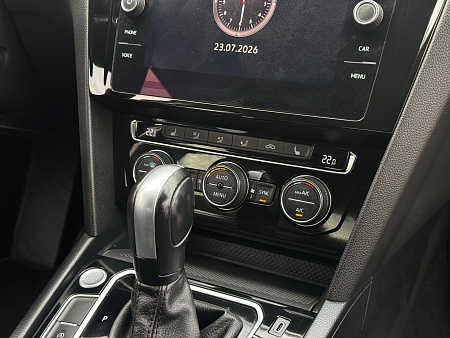 Volkswagen Passat 2.0 AMT (190 л.с.), 2020 — купить в Нижнем Новгороде