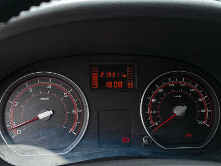 Renault Sandero 1.6 MT (84 л.с.), 2010 — купить в Нижнем Новгороде