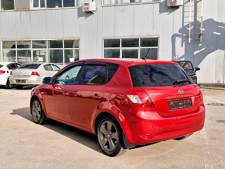 Kia Ceed 2.0 MT (143 л.с.), 2010 — купить в Нижнем Новгороде