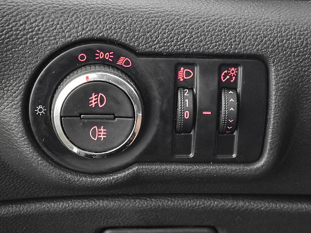 Opel Astra 1.6 MT (115 л.с.), 2012 — купить в Нижнем Новгороде