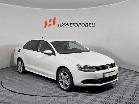 Volkswagen Jetta 1.6 AT (105 л.с.), 2014 — купить в Нижнем Новгороде