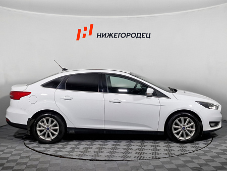 Ford Focus 1.6 AMT (125 л.с.), 2018 — купить в Нижнем Новгороде