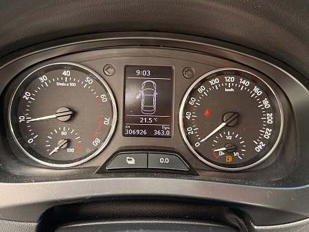 Skoda Rapid 1.6 MT (105 л.с.), 2014 Skoda Rapid 1.6 MT (105 л.с.), 2014 — купить в Нижнем Новгороде