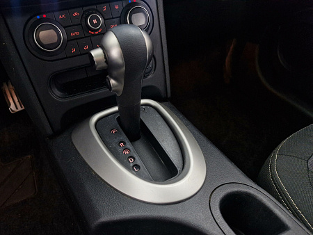 Nissan Qashqai 1.6 CVT (117 л.с.), 2012 Nissan Qashqai 1.6 CVT (117 л.с.), 2012 — купить в Нижнем Новгороде
