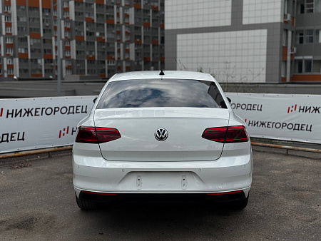 Volkswagen Passat 2.0 AMT (190 л.с.), 2020 — купить в Нижнем Новгороде