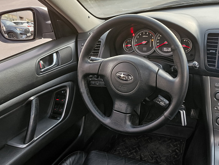 Subaru Outback 2.5 AT (165 л.с.) 4WD, 2005 — купить в Нижнем Новгороде