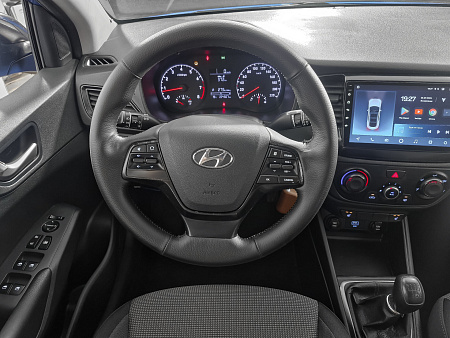 Hyundai Solaris 1.6 MT (123 л.с.), 2019 Hyundai Solaris 1.6 MT (123 л.с.), 2019 — купить в Нижнем Новгороде