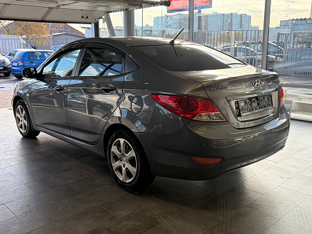 Hyundai Solaris 1.6 MT (123 л.с.), 2011 — купить в Нижнем Новгороде