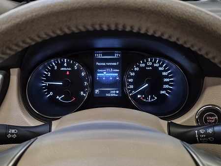 Nissan X-Trail 2.5 CVT (171 л.с.) 4WD, 2016 — купить в Нижнем Новгороде