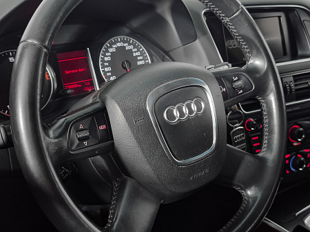 Audi Q5 2.0 AMT (211 л.с.) 4WD, 2009 Audi Q5 2.0 AMT (211 л.с.) 4WD, 2009 — купить в Нижнем Новгороде