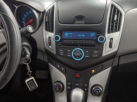 Chevrolet Cruze 1.6 AT (109 л.с.), 2014 Chevrolet Cruze 1.6 AT (109 л.с.), 2014 — купить в Нижнем Новгороде