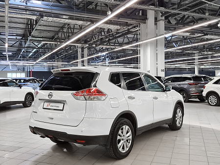 Nissan X-Trail 2.5 CVT (171 л.с.) 4WD, 2016 — купить в Нижнем Новгороде