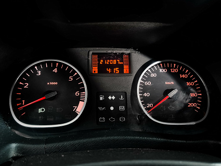 Renault Duster 1.6 MT (102 л.с.) 4WD, 2012 — купить в Нижнем Новгороде