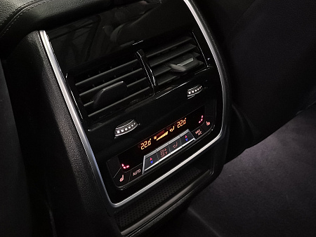 BMW X7 40i 3.0 AT (340 л.с.) 4WD, 2019 BMW X7 40i 3.0 AT (340 л.с.) 4WD, 2019 — купить в Нижнем Новгороде