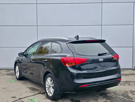 Kia Ceed 1.6 AT (130 л.с.), 2017 Kia Ceed 1.6 AT (130 л.с.), 2017 — купить в Нижнем Новгороде