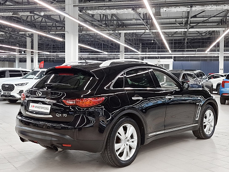 Infiniti QX70 3.0d AT (238 л.с.) 4WD, 2015 Infiniti QX70 3.0d AT (238 л.с.) 4WD, 2015 — купить в Нижнем Новгороде