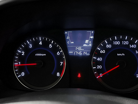 Hyundai Solaris 1.4 MT (107 л.с.), 2013 Hyundai Solaris 1.4 MT (107 л.с.), 2013 — купить в Нижнем Новгороде