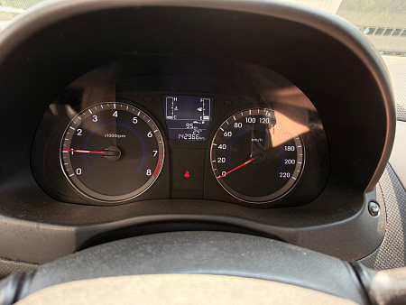 Hyundai Solaris 1.6 MT (123 л.с.), 2015 — купить в Нижнем Новгороде