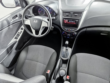 Hyundai Solaris 1.4 AT (107 л.с.), 2014 Hyundai Solaris 1.4 AT (107 л.с.), 2014 — купить в Нижнем Новгороде