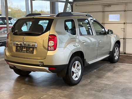 Renault Duster 1.6 MT (102 л.с.) 4WD, 2012 Renault Duster 1.6 MT (102 л.с.) 4WD, 2012 — купить в Нижнем Новгороде