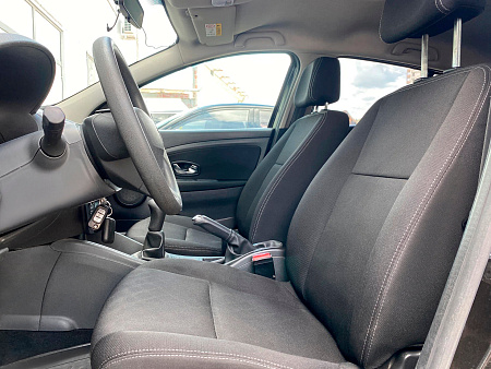 Renault Megane 1.6 MT (106 л.с.), 2014 Renault Megane 1.6 MT (106 л.с.), 2014 — купить в Нижнем Новгороде