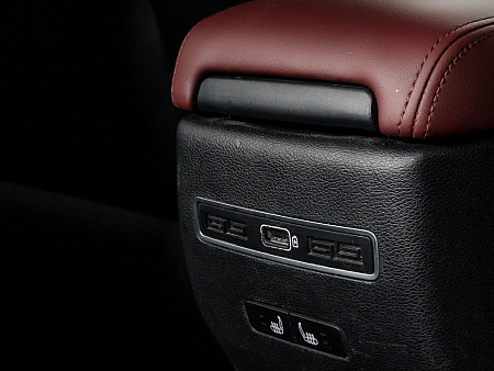 Geely Coolray 1.5 AMT (150 л.с.), 2022 — купить в Нижнем Новгороде