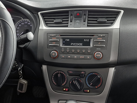 Nissan Sentra 1.6 CVT (117 л.с.), 2015 Nissan Sentra 1.6 CVT (117 л.с.), 2015 — купить в Нижнем Новгороде