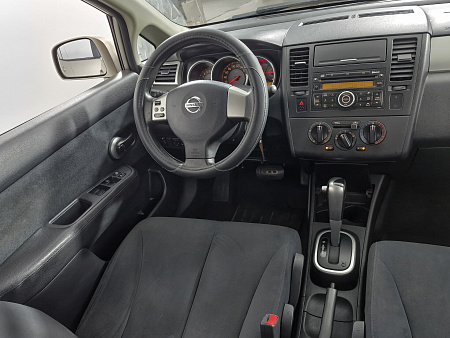 Nissan Tiida 1.6 AT (110 л.с.), 2010 Nissan Tiida 1.6 AT (110 л.с.), 2010 — купить в Нижнем Новгороде