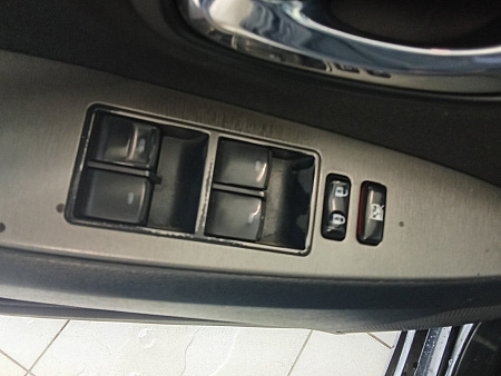 Toyota Avensis 1.8 CVT (147 л.с.), 2010 — купить в Нижнем Новгороде