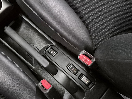 Nissan Note 1.4 MT (88 л.с.), 2013 Nissan Note 1.4 MT (88 л.с.), 2013 — купить в Нижнем Новгороде