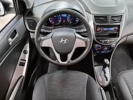 Hyundai Solaris 1.4 AT (107 л.с.), 2014 — купить в Нижнем Новгороде