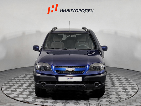 Chevrolet Niva 1.7 MT (80 л.с.) 4WD, 2017 Chevrolet Niva 1.7 MT (80 л.с.) 4WD, 2017 — купить в Нижнем Новгороде