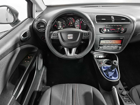 SEAT Leon 1.2 MT (105 л.с.), 2012 — купить в Нижнем Новгороде