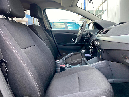 Renault Megane 1.6 MT (106 л.с.), 2014 Renault Megane 1.6 MT (106 л.с.), 2014 — купить в Нижнем Новгороде