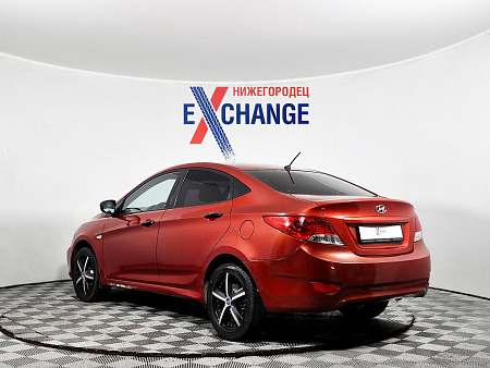 Hyundai Solaris 1.4 AT (107 л.с.), 2014 Hyundai Solaris 1.4 AT (107 л.с.), 2014 — купить в Нижнем Новгороде