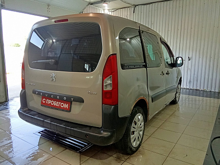 Peugeot Partner 1.6 MT (90 л.с.), 2011 — купить в Нижнем Новгороде