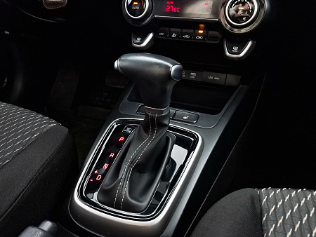 Kia Rio X-Line 1.6 AT (123 л.с.), 2018 — купить в Нижнем Новгороде