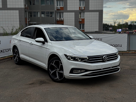 Volkswagen Passat 2.0 AMT (190 л.с.), 2020 — купить в Нижнем Новгороде